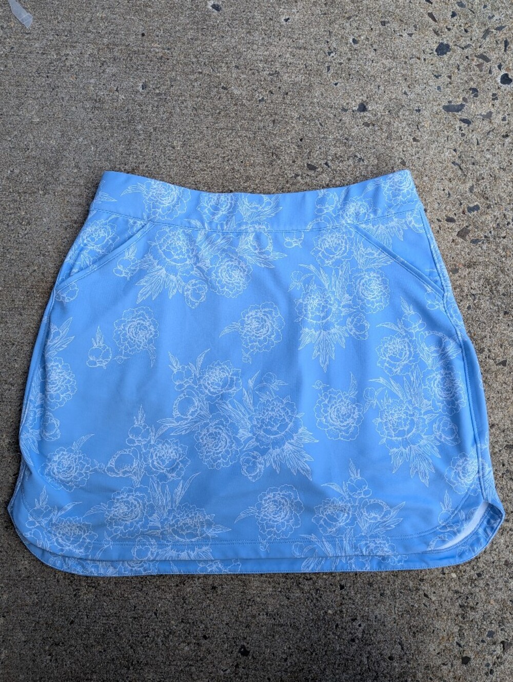 Peter Millar Performance Alice Petal Hem Golf Skort, Cottage Blue Garden Floral